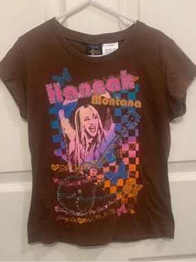 Vintage Hannah Montana 2000’s Brown Graphic Girls 7/8 T-Shirt.            3265